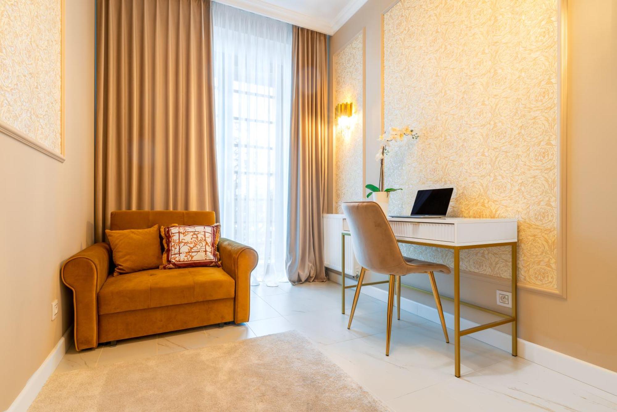 Apartament Versace Jana Pawla Breslavia Esterno foto